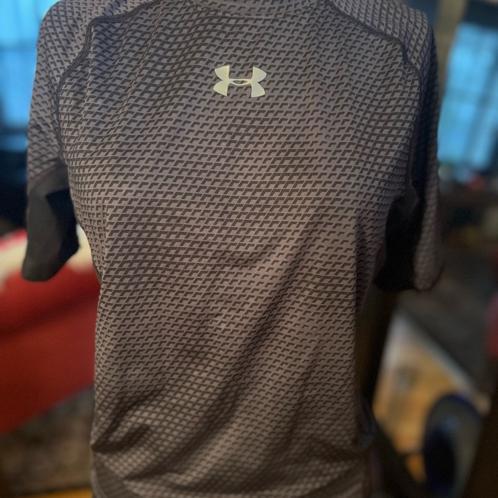 Under Armour Men's Compression
TShirt Exercise